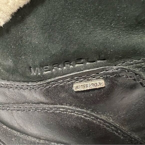 SOLD - Merrell Black Leather Sherpa Ankle Boot - Picture 2 of 6